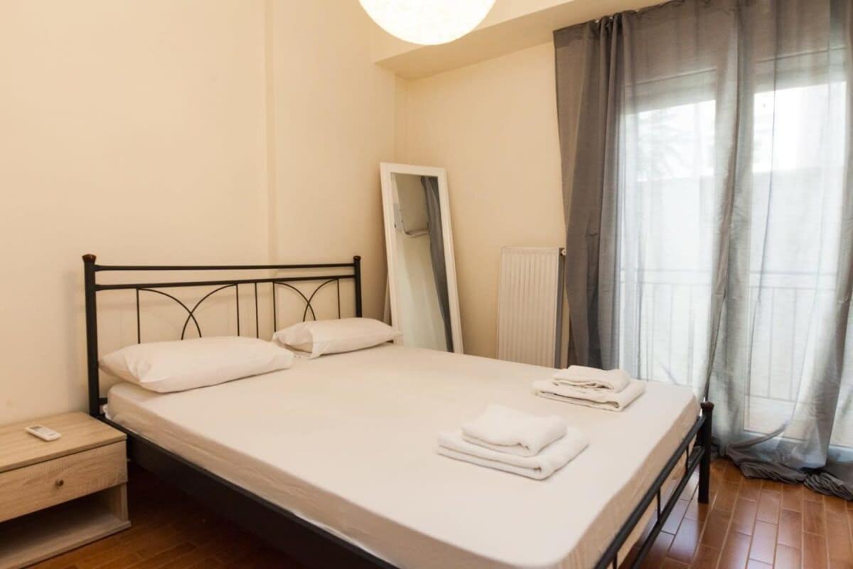 Luxury Pireas New 2br Urban Escape *