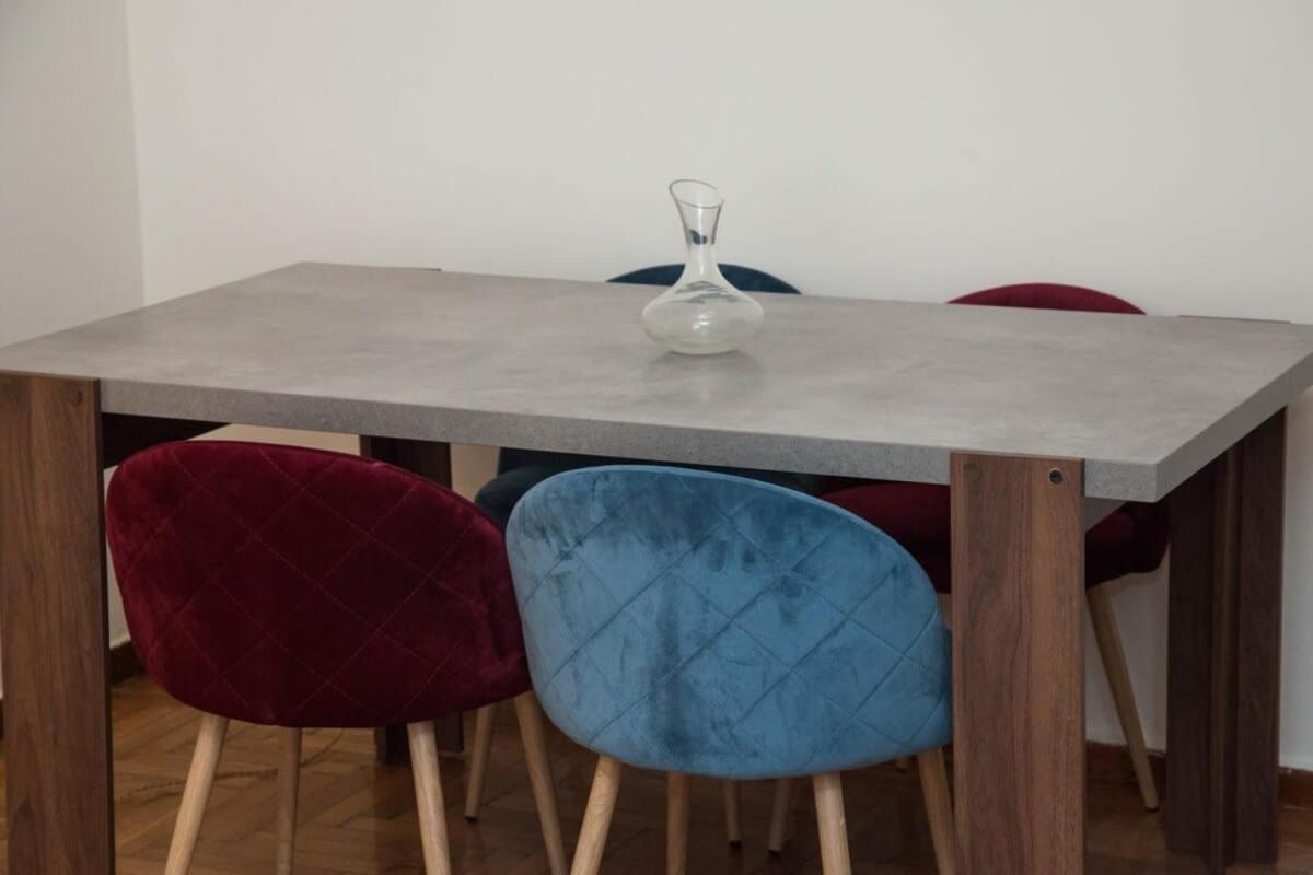 Luxury Pireas New 2br Urban Escape