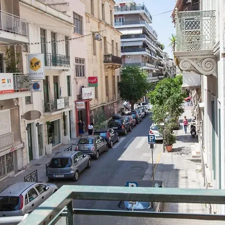 Luxury Pireas Stay New 2Br Urban Escape Exterior photo
