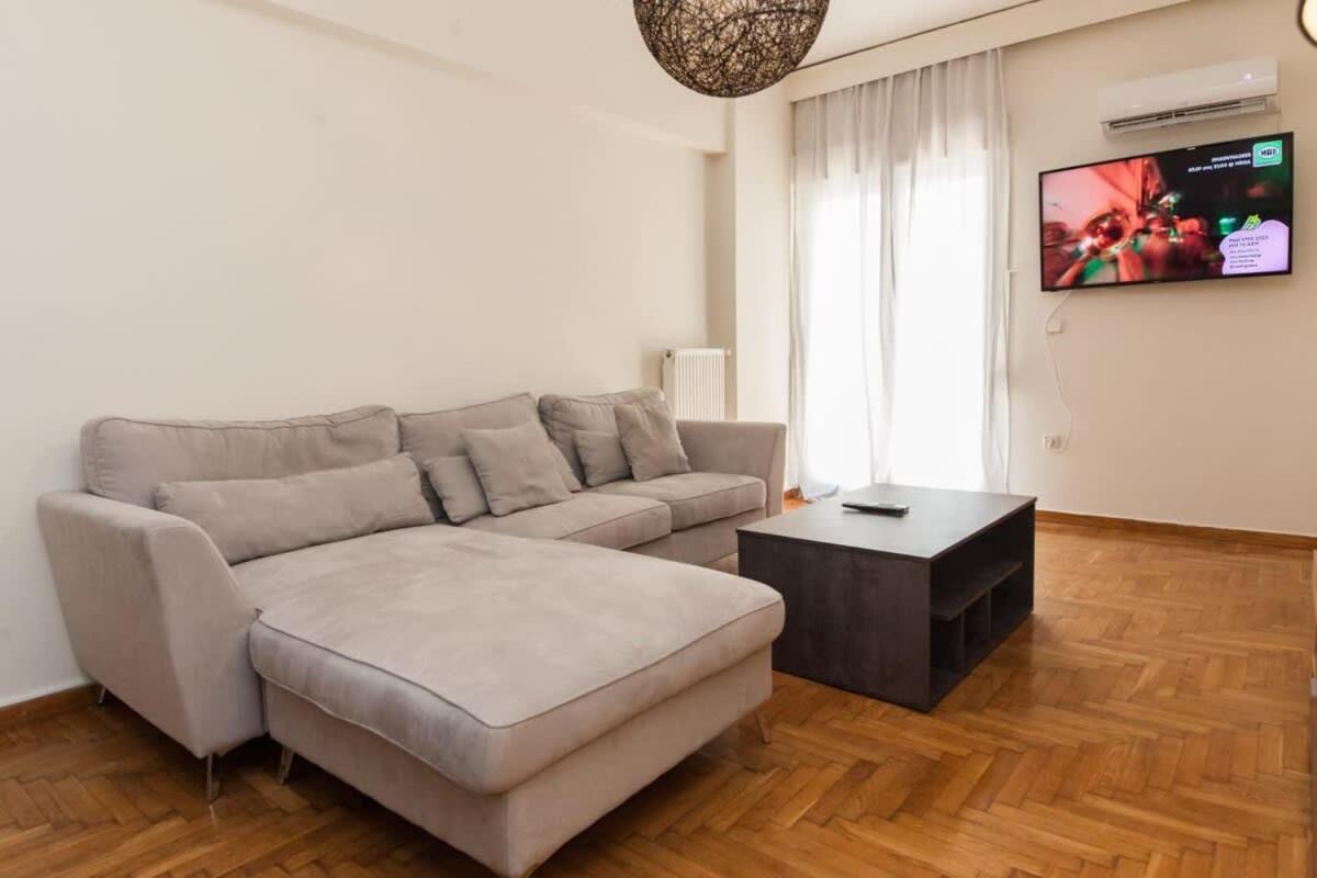 Luxury Pireas New 2br Urban Escape